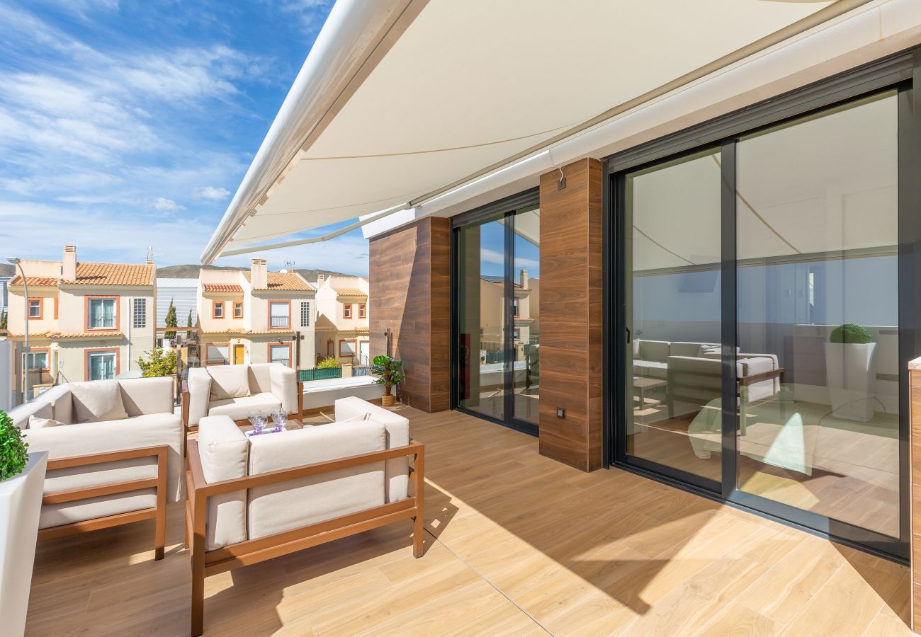 Villa vacacional en Alicante con piscina privada