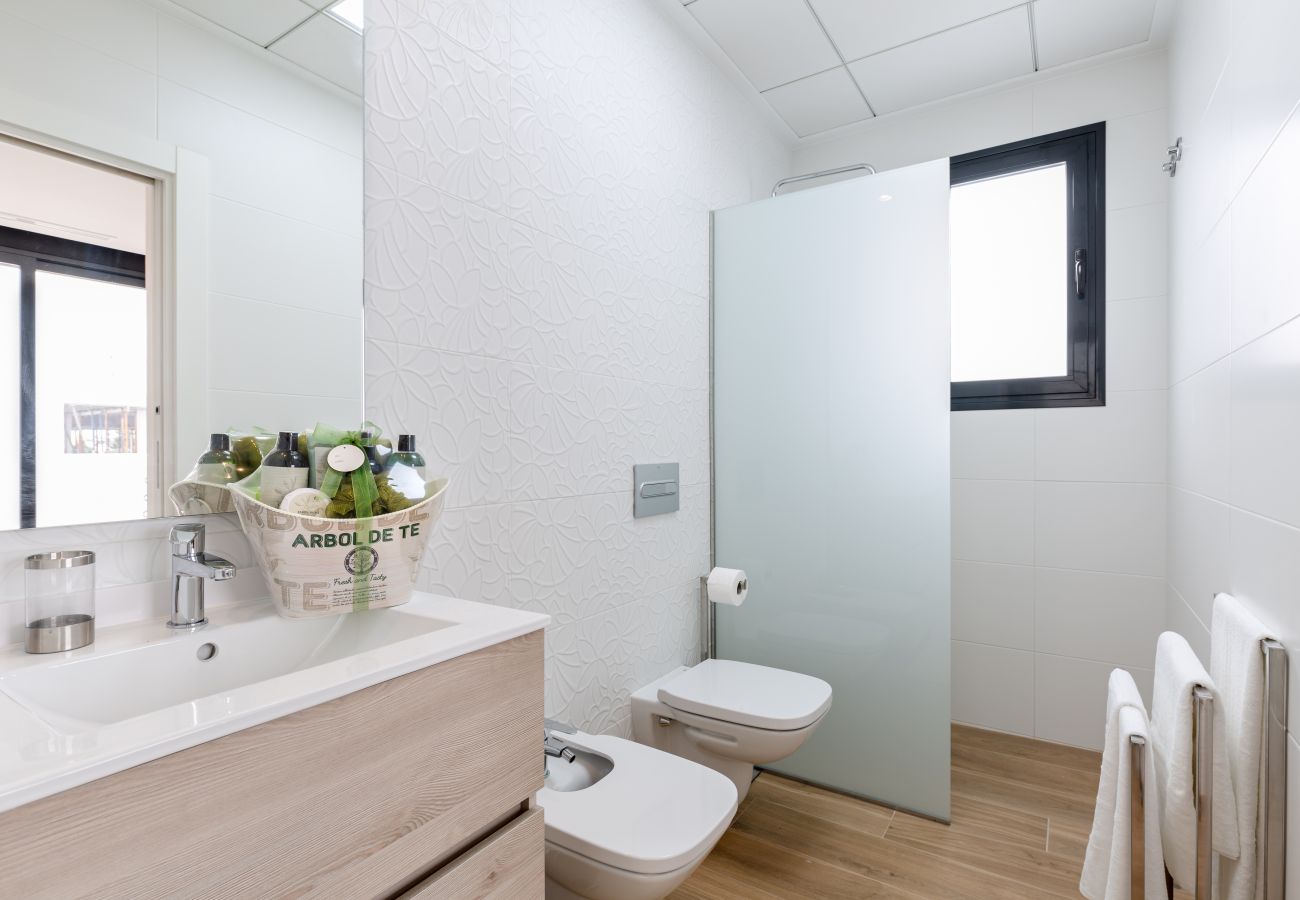 Bathroom view number 5 of a holiday rental villa, Fidalsa 5 Stars Premium, in El Campello