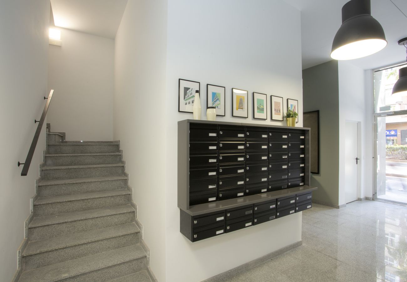 Estudio en Valencia - Lander Ruzafa 605