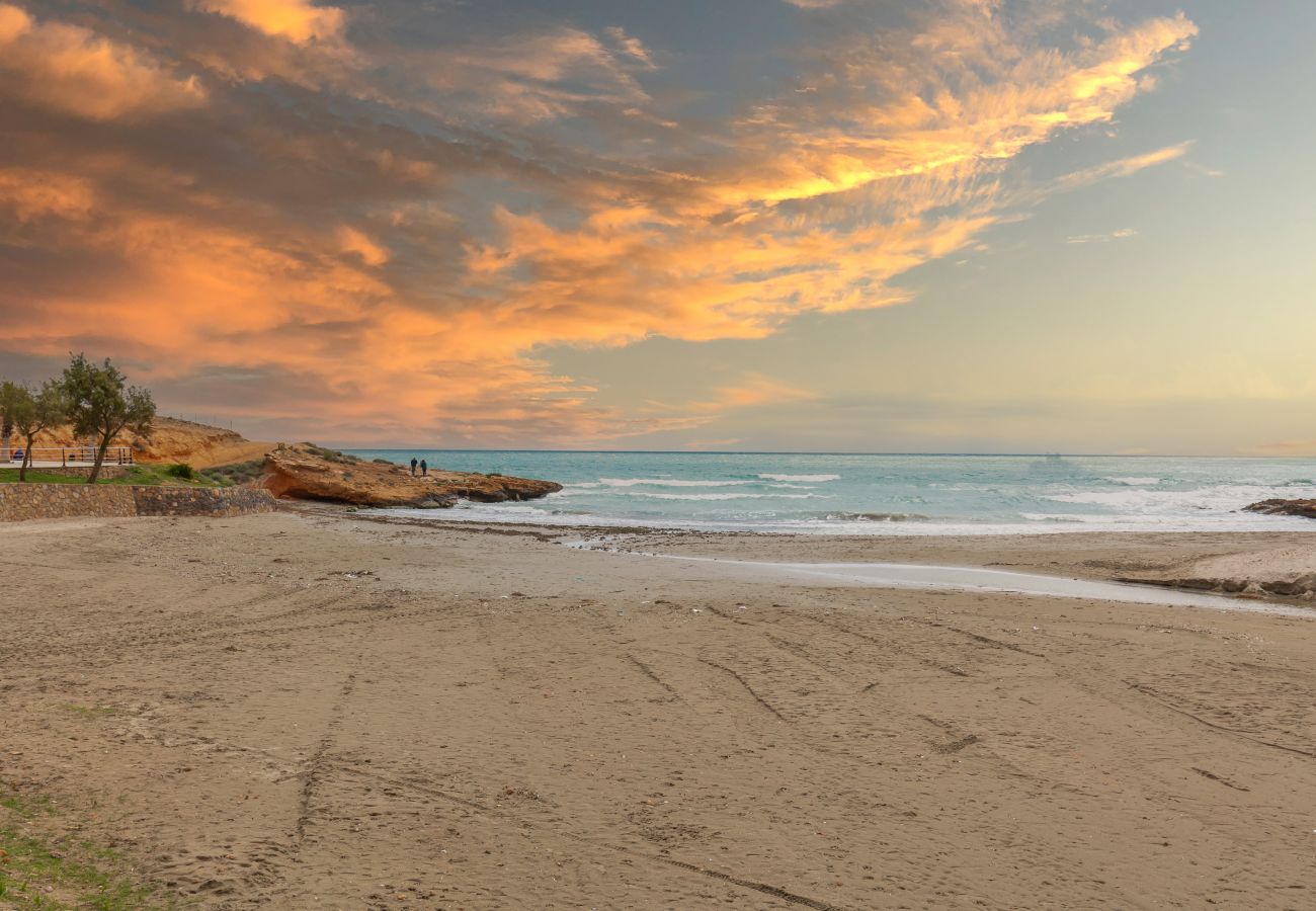 Villa en Orihuela Costa - Fidalsa Mediterranean Beachfront