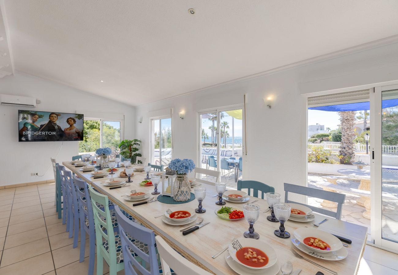 Villa en Orihuela Costa - Fidalsa Prime Mediterranean Beachfront