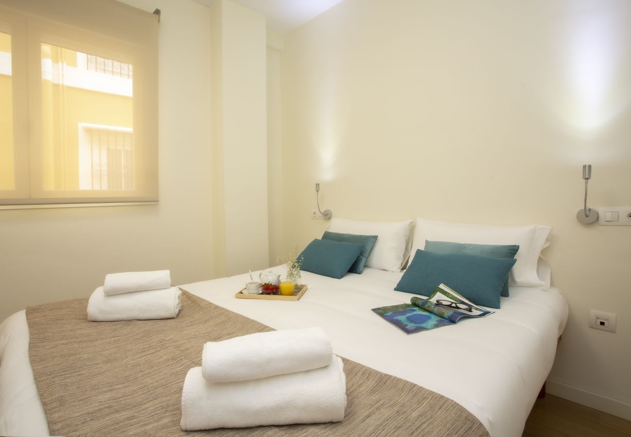 Apartamento en Valencia - Comedias IV SR