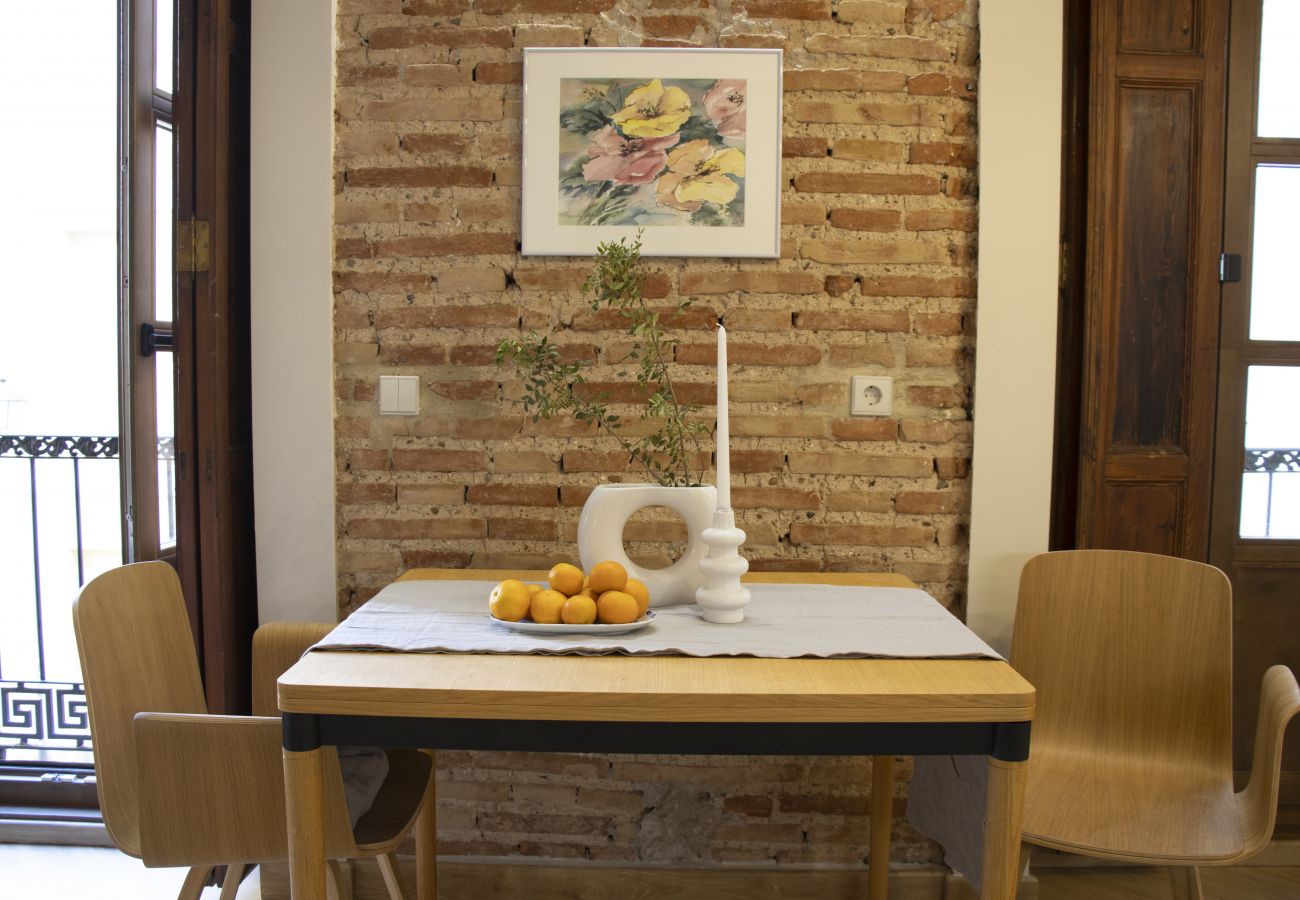 Estudio en Valencia - Santa Cruz 9 III