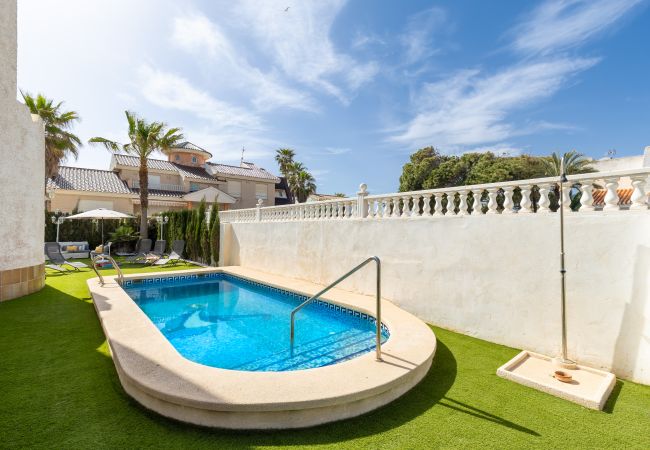 Villa con Piscina Privada Murcia