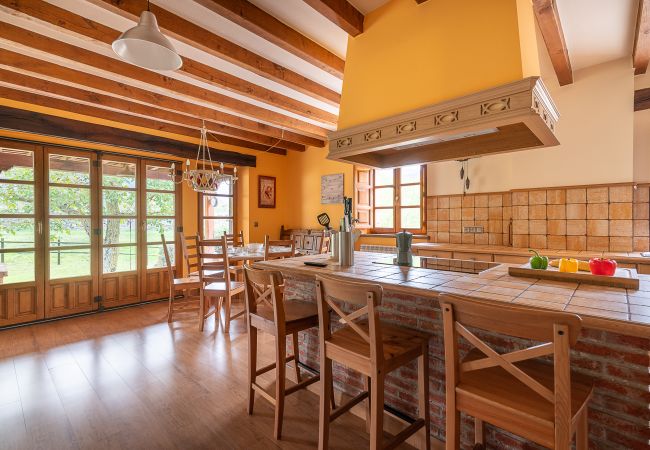 Villa en Bárcena de Pie de Concha - The Stone House by Fidalsa Villa en Bárcena de Pie de Concha - The Stone House by Fidalsa