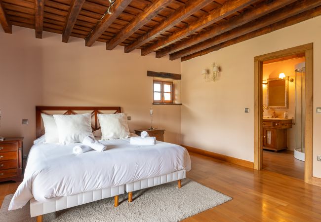 Villa en Bárcena de Pie de Concha - The Stone House by Fidalsa Villa en Bárcena de Pie de Concha - The Stone House by Fidalsa