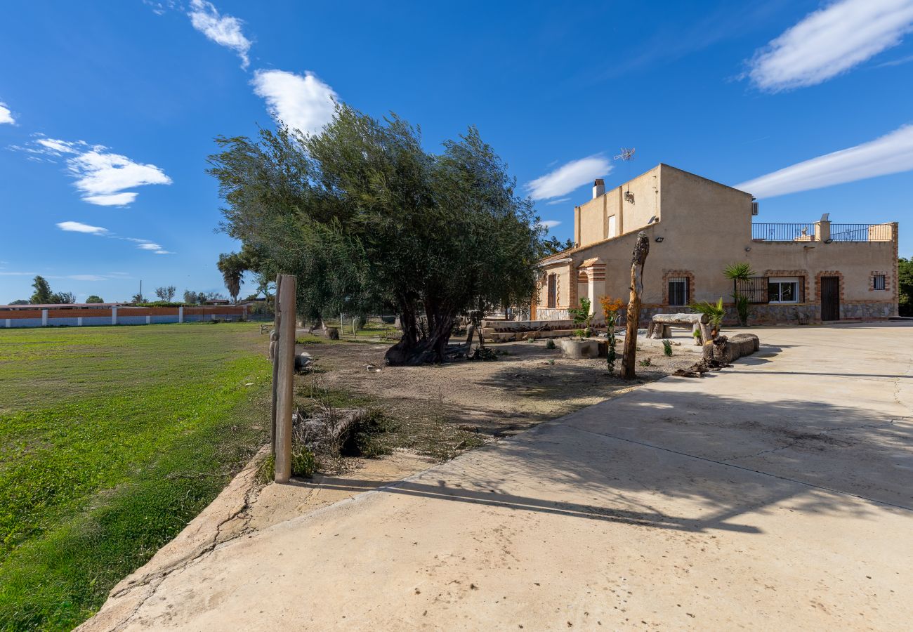 Villa en Dolores - The Azure Retreat by Fidalsa