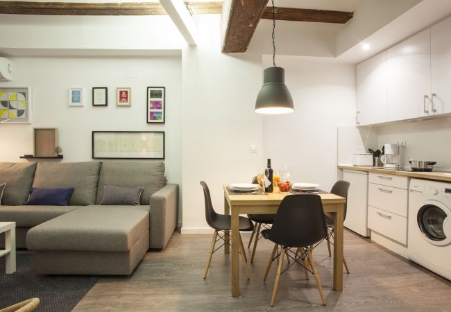 Ferienwohnung in Valencia - Mercado Central III Loft