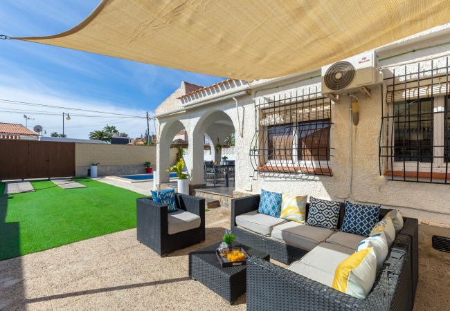 Villa in Torrevieja - Fidalsa Relax Piscina tu Refugio Villa in Torrevieja - Fidalsa Relax Piscina tu Refugio