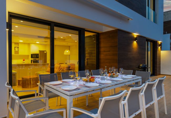 Villa in El Campello - Luxurious & Comfy by Fidalsa Villa in El Campello - Luxurious & Comfy by Fidalsa