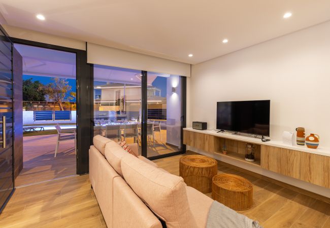 Villa in El Campello - Luxurious & Comfy by Fidalsa Villa in El Campello - Luxurious & Comfy by Fidalsa