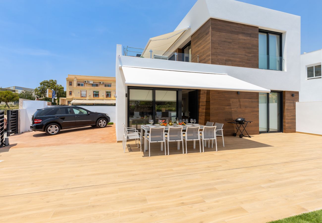 Villa in El Campello - Luxurious & Comfy by Fidalsa