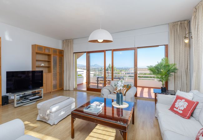 Villa in Alicante - Urban Elegance by Fidalsa Villa in Alicante - Urban Elegance by Fidalsa