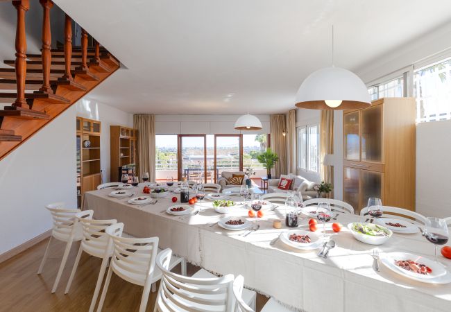 Villa in Alicante - Urban Elegance by Fidalsa Villa in Alicante - Urban Elegance by Fidalsa