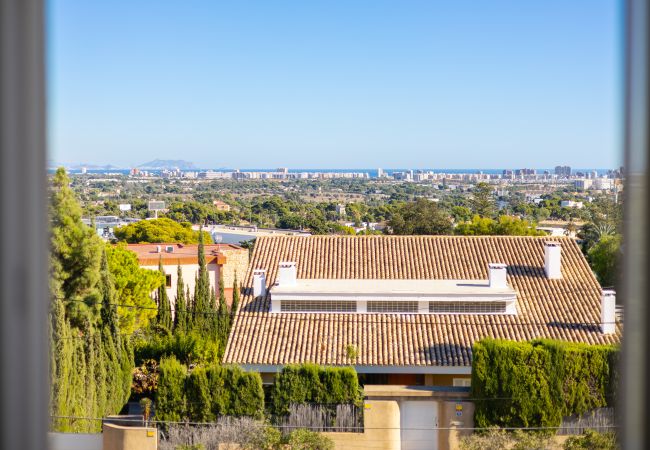 Villa in Alicante - Urban Elegance by Fidalsa Villa in Alicante - Urban Elegance by Fidalsa