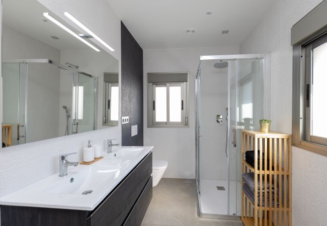 Villa in Almoradi - WaterWheel Villa by Fidalsa Villa in Almoradi - WaterWheel Villa by Fidalsa