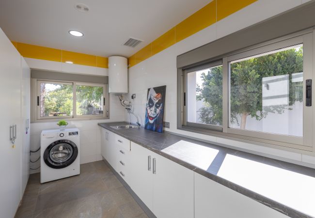 Villa in Almoradi - WaterWheel Villa by Fidalsa Villa in Almoradi - WaterWheel Villa by Fidalsa