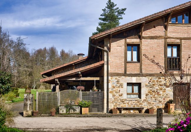 Villa in Ochandiano - The Basque Experience by Fidalsa