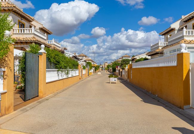 Villa in Orihuela Costa - Honey Life Villa by Fidalsa Villa in Orihuela Costa - Honey Life Villa by Fidalsa