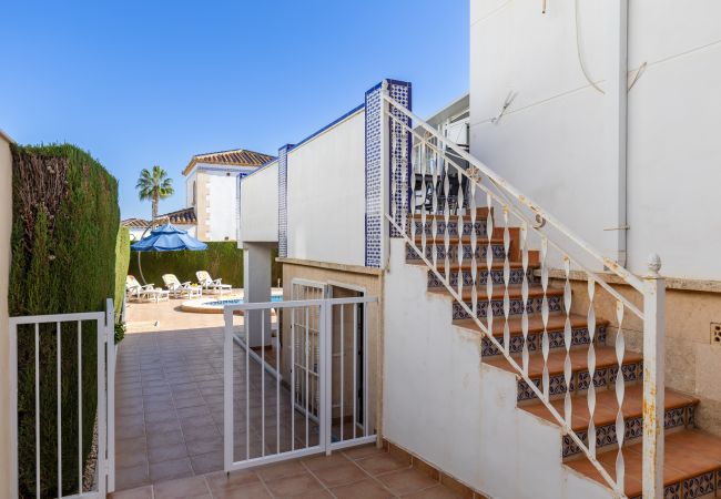 Villa in Orihuela Costa - Infinity Haven by Fidalsa Villa in Orihuela Costa - Infinity Haven by Fidalsa