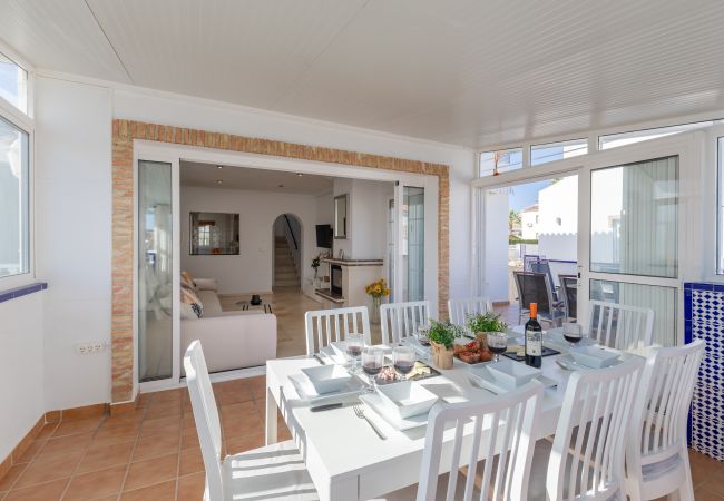 Villa in Orihuela Costa - Infinity Haven by Fidalsa Villa in Orihuela Costa - Infinity Haven by Fidalsa