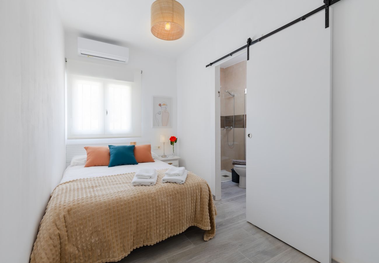 Villa in Ibi - Rustic Escape by Fidalsa