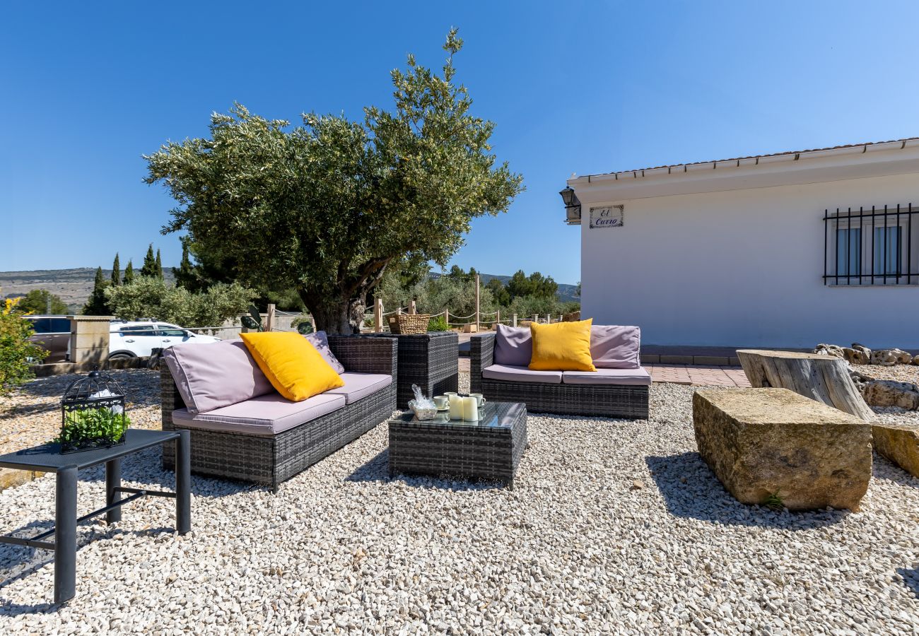 Villa in Ibi - Rustic Escape by Fidalsa