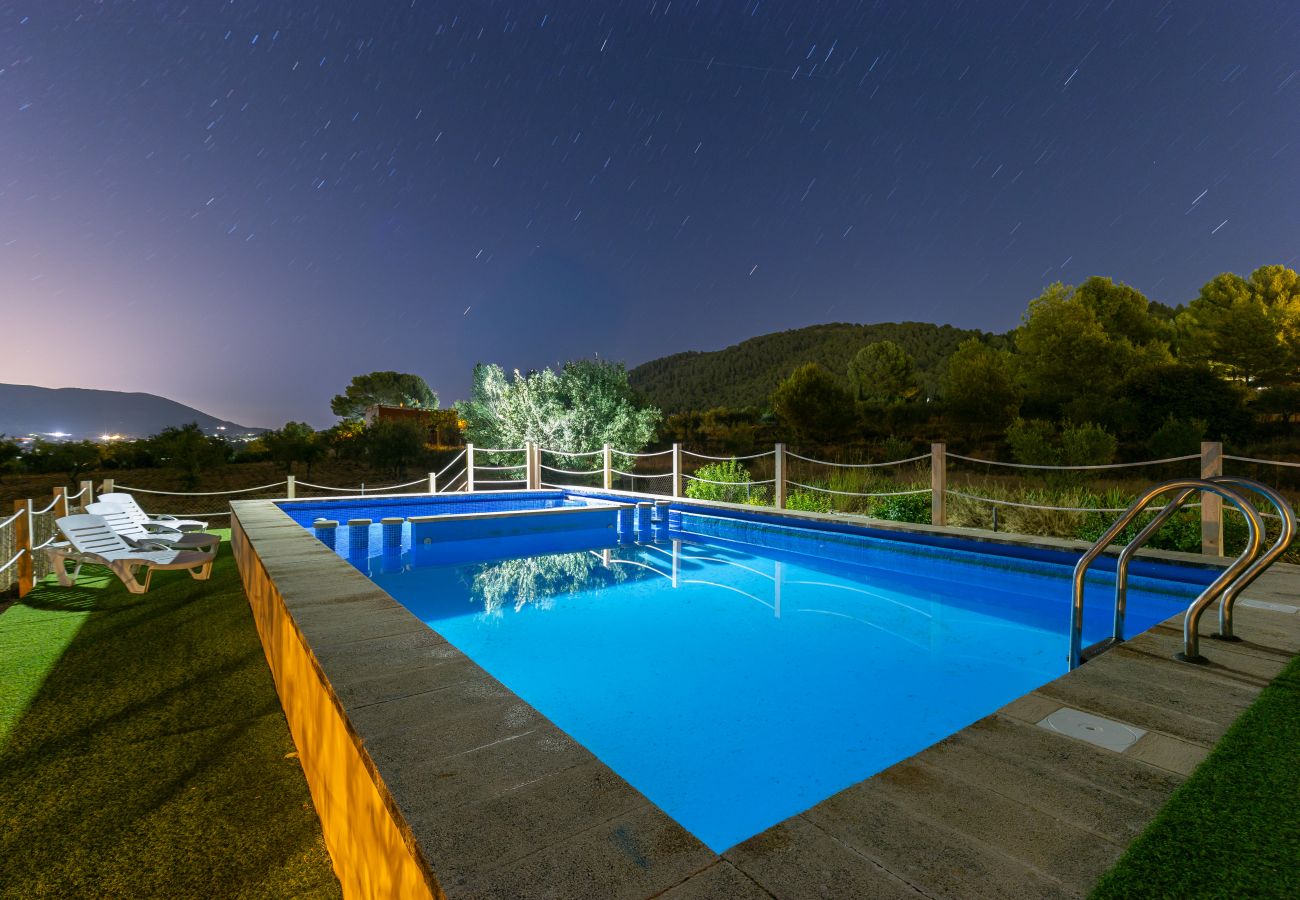 Villa in Ibi - Rustic Escape by Fidalsa