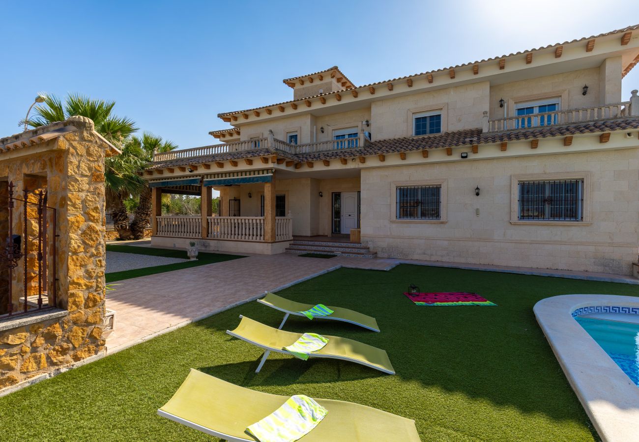 Villa in Jacarilla - Fields & Beachside Villa by Fidalsa