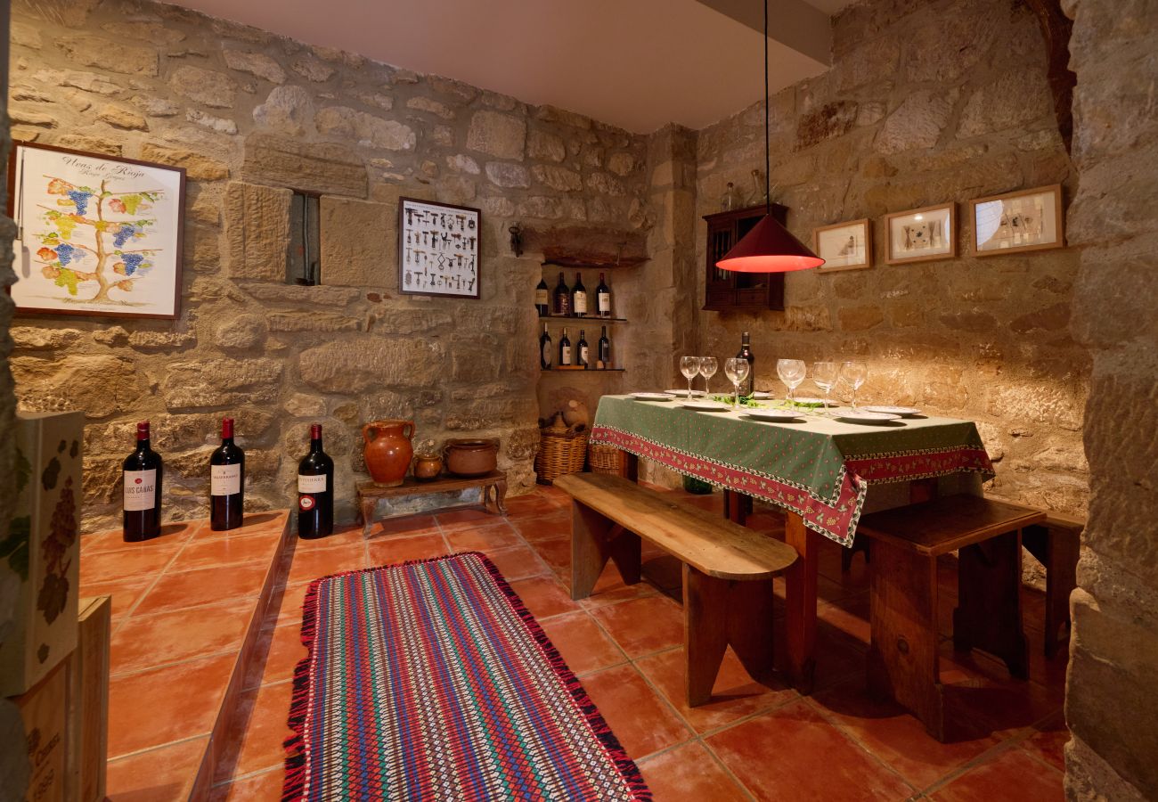 Villa in  Villabuena de Álava/Eskuernaga - Wine Escape by Fidalsa