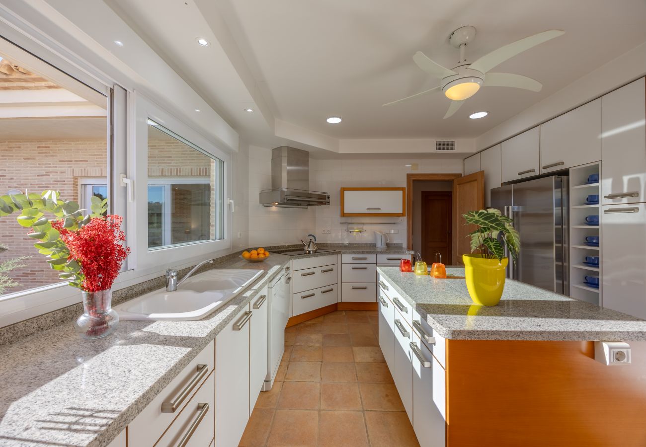 Villa in Cabo Huertas - Cape Town by Fidalsa