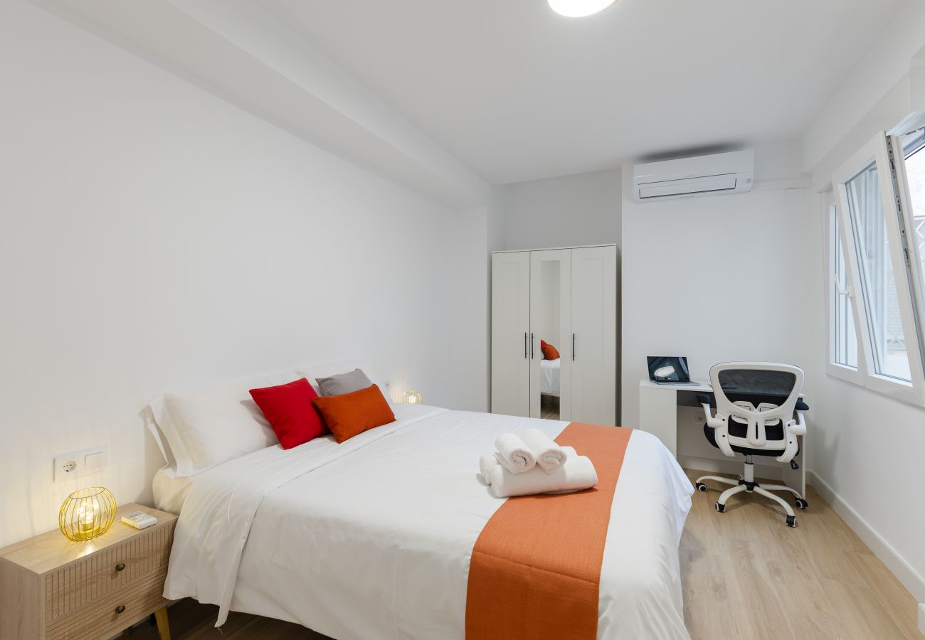 Ferienwohnung in Alicante - City and Beach by Fidalsa