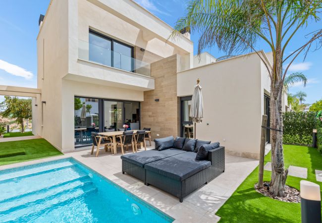 Villa in Torre Pacheco - DreamInBlue Villa by Fidalsa