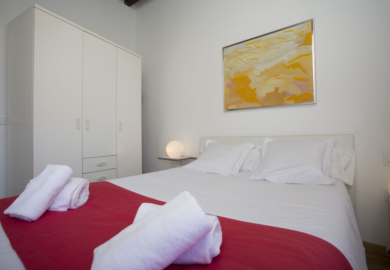 Apartment in Valencia / València - Bolseria IV