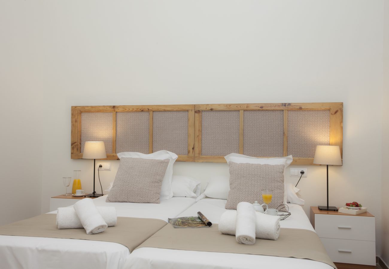 Apartment in Valencia / València - SEU II