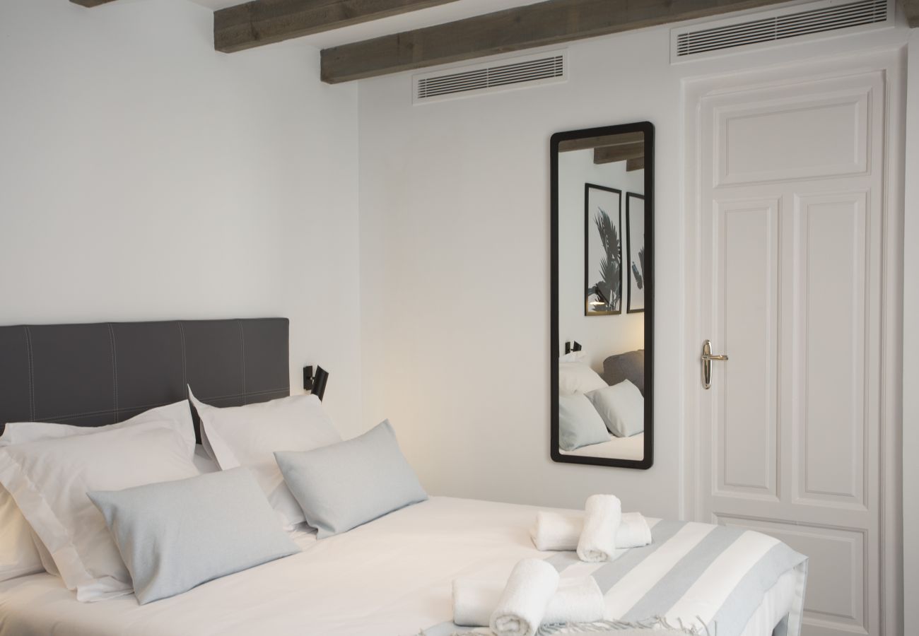 Studio in Valencia / València - Parque Central VI