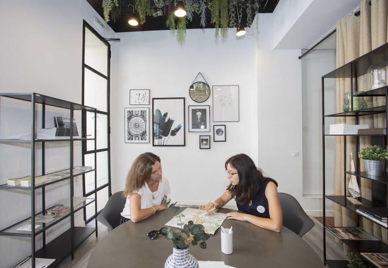 Studio in Valencia / València - Parque Central VI