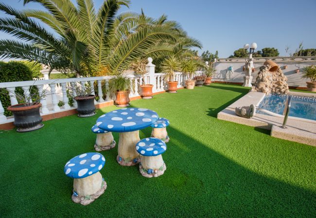 Villa in Mutxamel / Muchamiel - Fidalsa White House Premium Villa in Mutxamel / Muchamiel - Fidalsa White House Premium
