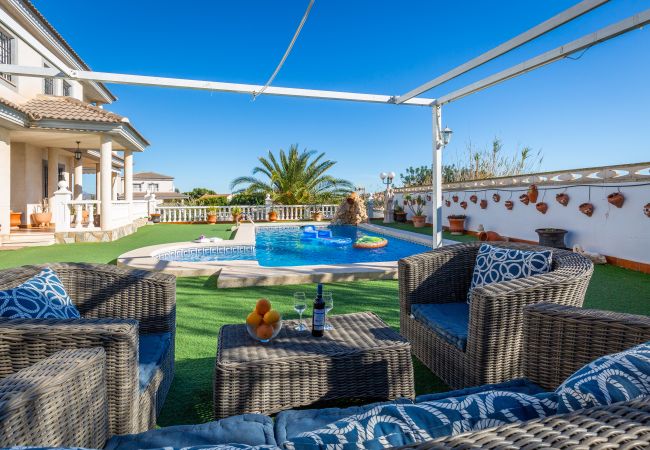 Villa in Mutxamel / Muchamiel - Fidalsa White House Premium Villa in Mutxamel / Muchamiel - Fidalsa White House Premium
