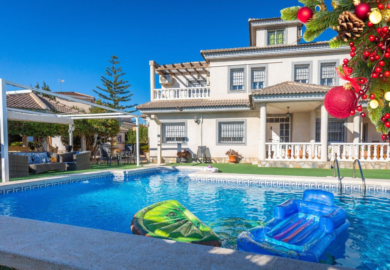 Villa in Mutxamiel - Fidalsa White House Premium