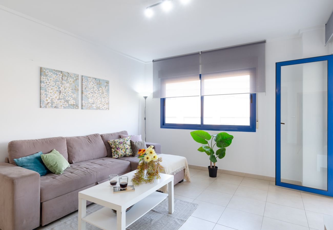 Apartment in Alicante / Alacant - Alicante Hills Larger 2 Bed Apartment