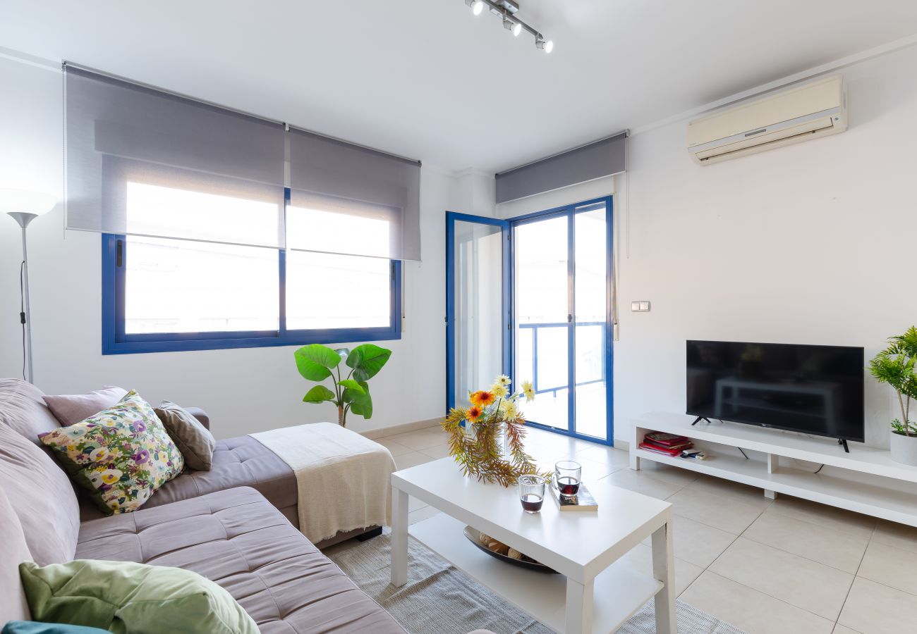 Apartment in Alicante / Alacant - Alicante Hills Larger 2 Bed Apartment