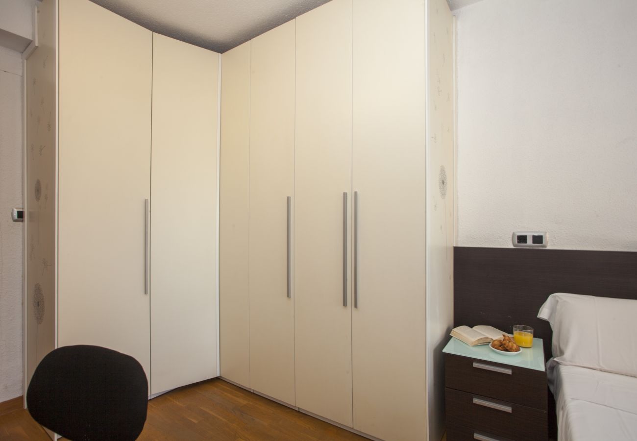 Apartment in Valencia / València - Esteban Ballester SR