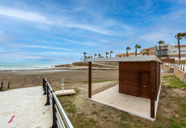 Villa in Orihuela Costa - Fidalsa Mediterranean Beachfront Villa in Orihuela Costa - Fidalsa Mediterranean Beachfront