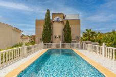 Villa in Orihuela Costa - Fidalsa Mediterranean Beachfront