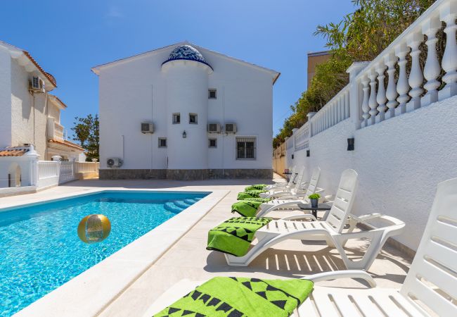 Villa in Orihuela Costa - Fidalsa Grand Mediterranean Beachfront Villa in Orihuela Costa - Fidalsa Grand Mediterranean Beachfront
