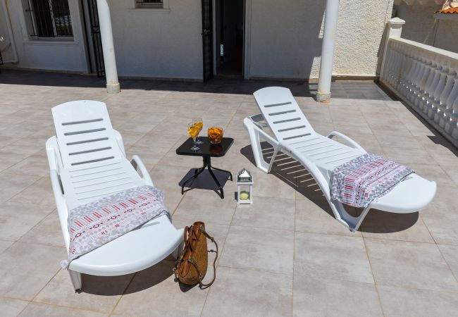 Villa in Orihuela Costa - Fidalsa Grand Mediterranean Beachfront Villa in Orihuela Costa - Fidalsa Grand Mediterranean Beachfront