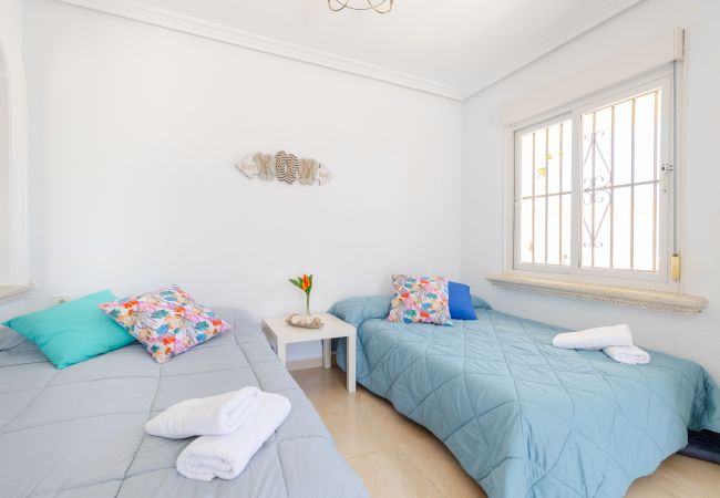 Villa in Orihuela Costa - Fidalsa Grand Mediterranean Beachfront Villa in Orihuela Costa - Fidalsa Grand Mediterranean Beachfront
