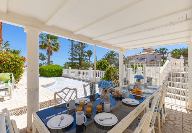 Villa in Orihuela Costa - Fidalsa Grand Mediterranean Beachfront Villa in Orihuela Costa - Fidalsa Grand Mediterranean Beachfront