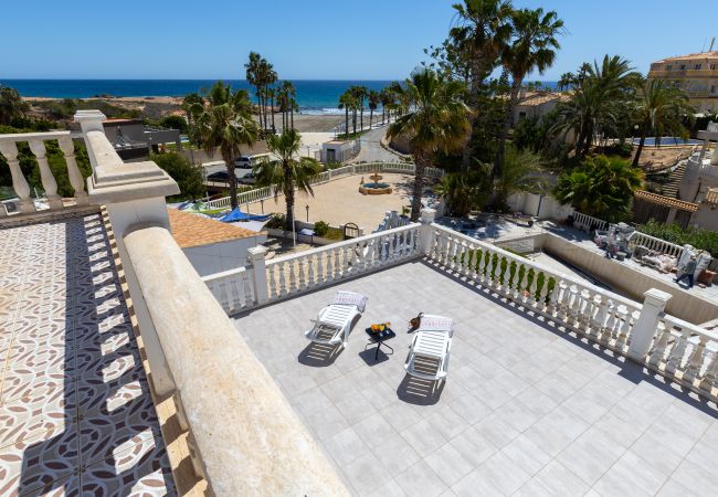 Villa in Orihuela Costa - Fidalsa Grand Mediterranean Beachfront Villa in Orihuela Costa - Fidalsa Grand Mediterranean Beachfront
